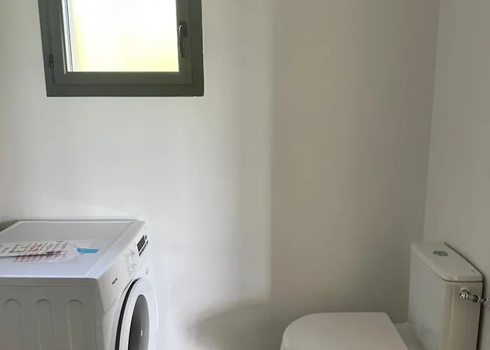 Hébergement de vacances Maisons à Dix Minutes Des Plages Saint-Lyphard