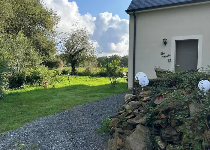 Maisons à Dix Minutes Des Plages Hébergement de vacances Saint-Lyphard